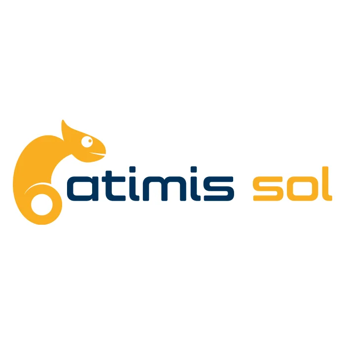 Das Bild zeigt links ein Logo mit einem orangefarbenen, stilisierten Chamäleon-Design. Rechts ist der Text „atimis sol“ in einer modernen Schriftart geschrieben. „Atimis“ ist dunkelblau und „sol“ orange. Ihr Logo von Pixelflüsterer in einem eleganten und zeitgenössischen Look designen lassen. © Pixelflüsterer